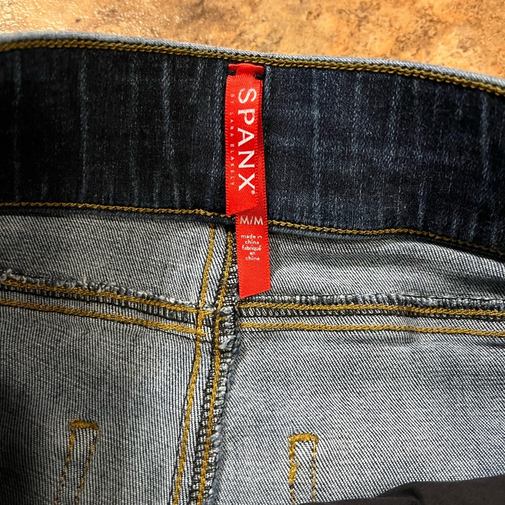 Spanx Distressed Skinny Jeans‎ Size M - Picture 8 of 8